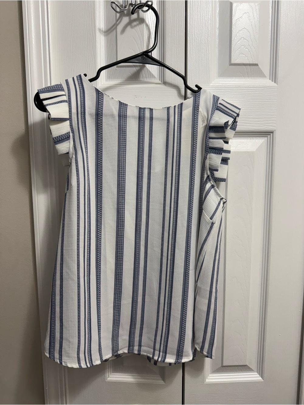 Striped Ruffle Sleeve Women's Top - Blue and White